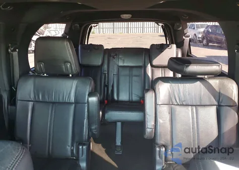 2016 Lincoln Navigator L Reserve z USA, uszkodzony, nr VIN 5LMJJ3LT1GEL05361